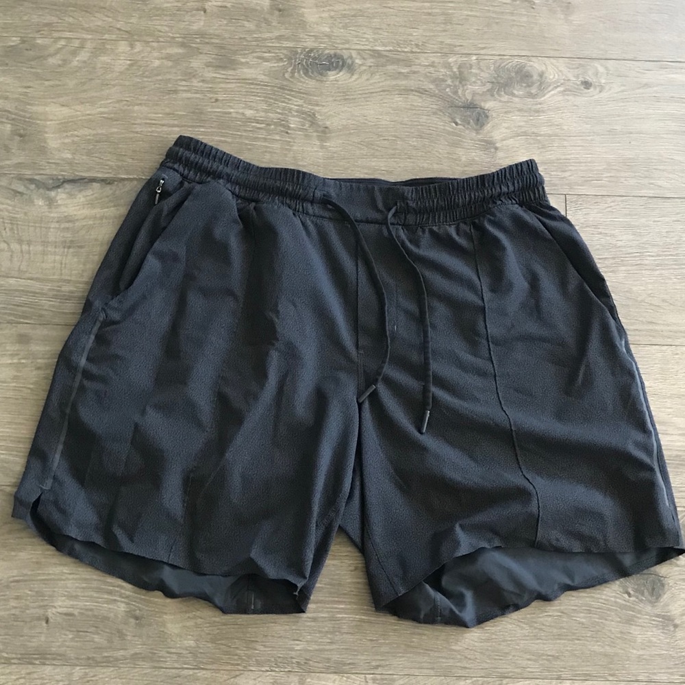 Lululemon Athletica Black Workout Shorts LG